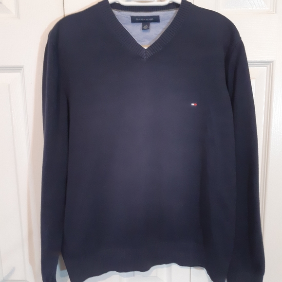 Tommy Hilfiger Large Sweater - Picture 3 of 9